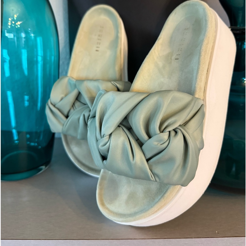 Light Mint Green Platform Slides
